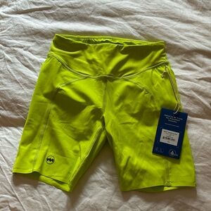 Janji 7 inch pace shorts